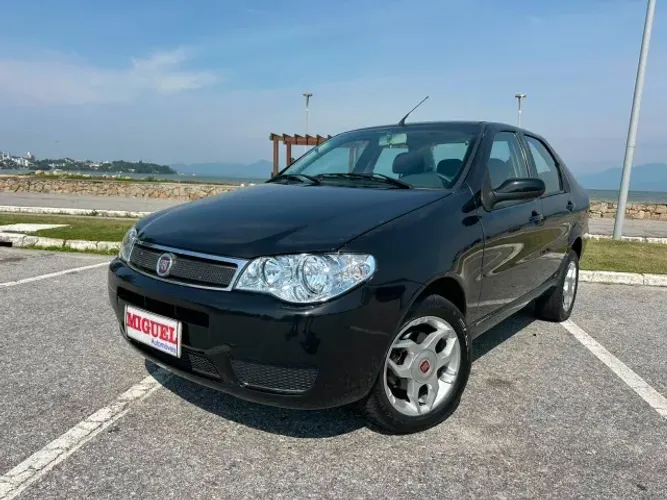 Fiat Siena HLX 1.8 MPI Flex 8V 4P 2005