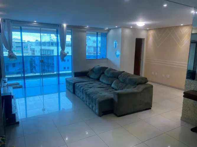 COBERTURA DE ALTO PADRÃO COM 4 SUÍTES À VENDA NA VILA NOVA CABO FRIO/RJ