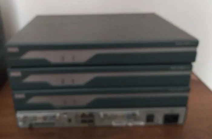 Lote Roteador Cisco 1800 