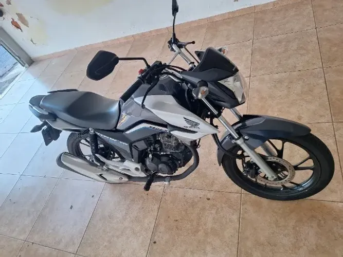 Vendo Titan 160 2023