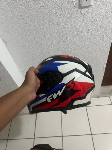 Capacete FW3 GTN SUPER Semi-Novo (Preço pra sair HOJE!) ?