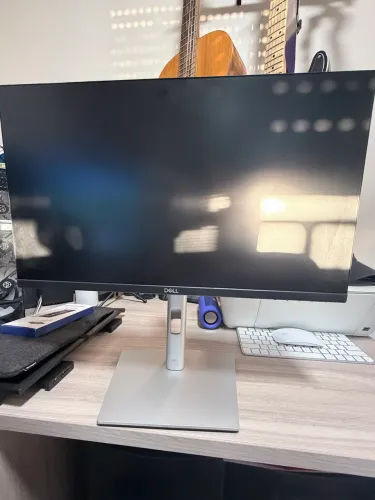 Monitor Dell p2319hc 23?
