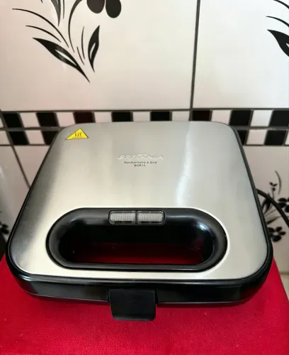SANDUICHEIRA E GRILL BRITÂNIA ANTIADERENTE