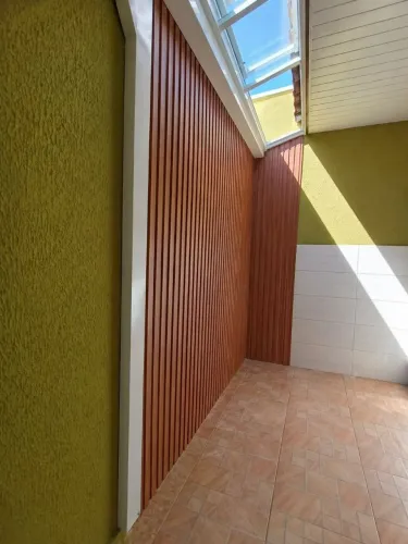 Painel Ripado Sob Medida | Instalação Profissional | Transforme Seu Ambiente