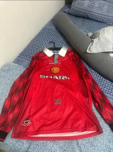Camisa Manchester United 1996 Cantona