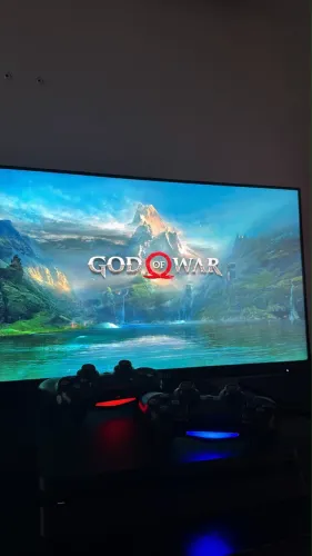 Ps4 Slim, 2 controles, 1 Tb memória com mais de 20 jogos!