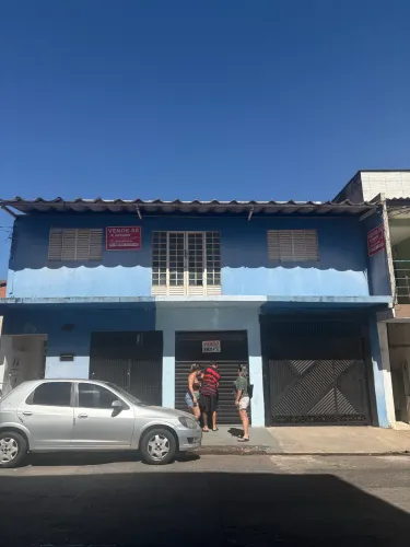 Vende-se Sobrado com Cobertura