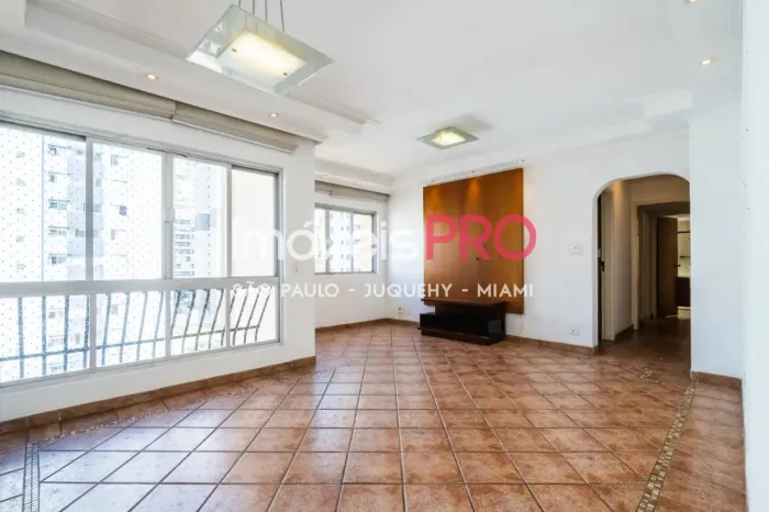 Apto de 90m2 com 3 dorm e 1 vaga no Saúde prox do metro