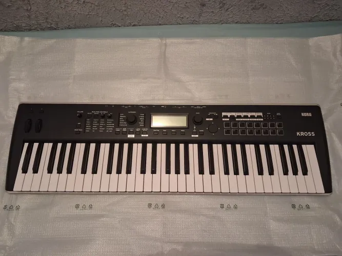 Teclado Korg Kross 2 - FAÇA SUA PROPOSTA, Pra vender rápido!
