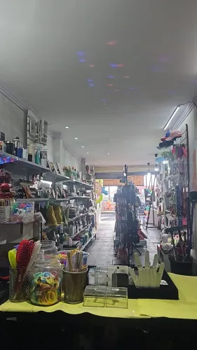 Passando todas as mercadorias da loja