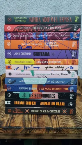 Coleção TAG INÉDITOS 13 livros usado com ótima conservação
