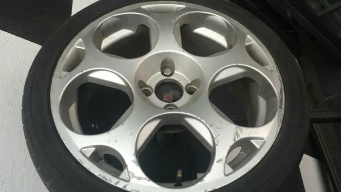 Roda aro 17 Krmai Prata Lamborguini VW gol 4X100 
