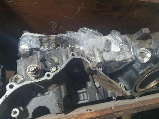 Bloco do motor hornet 600  Honda 2010
