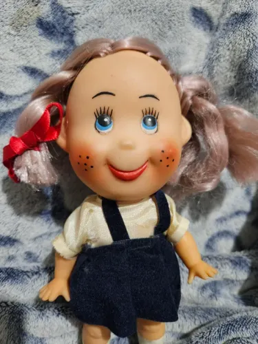 Boneca antiga da marca BAP
