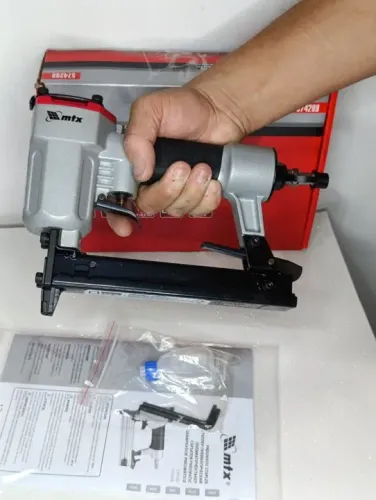 Grampiador pneumático mtx 