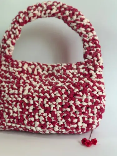 Mini Bag Crochê em Fio de Malha
