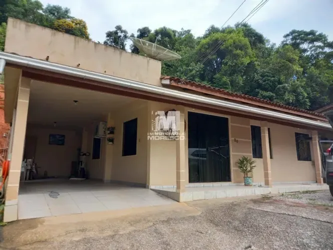 Casa à venda no bairro Bateas