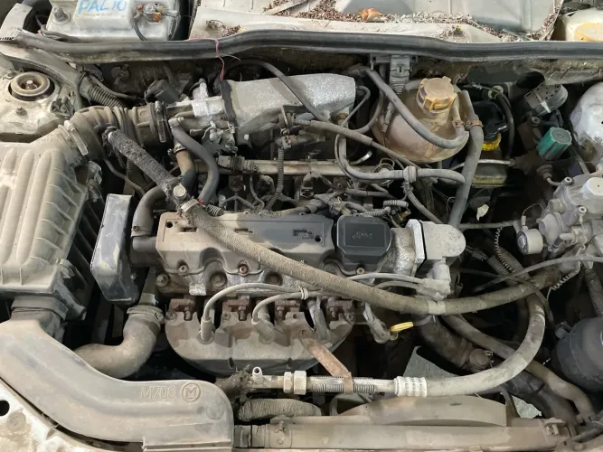 Motor 1.6 gasolina celta corsa prisma com nota fiscal, precisa fazer revisão.