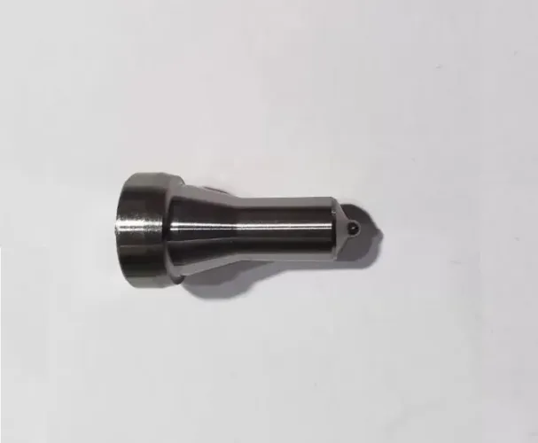 Bico Injetor para motor a diesel Toyama 5 , 7 , 10 CV, Gerador e moto-bomba. Original novo