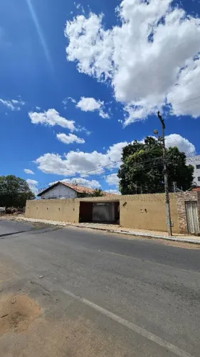 Vendo Casa ( comercial) na Lagoa Seca!