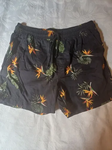Shorts de Praia Masculino com Estampa Tropical