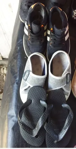 Conjunto de sapatos infantis - Tênis, Chinelos e Sandálias