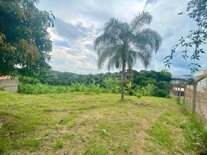 Terreno à venda no Condomínio Marambaia em Vinhedo - interior de São Paulo.