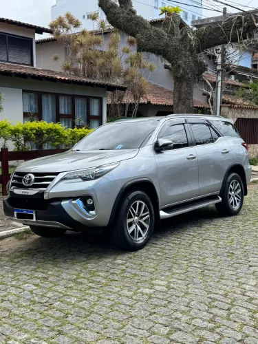 Toyota Hilux SW4 SRX 4X4 2.8 TDI 16V Dies. Aut. 2019