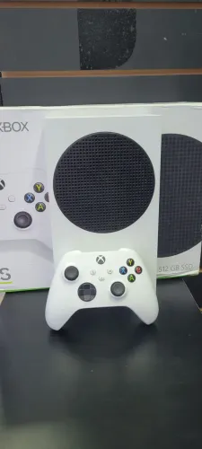 Xbox Series S semi-novo c/ garantia loja física!!