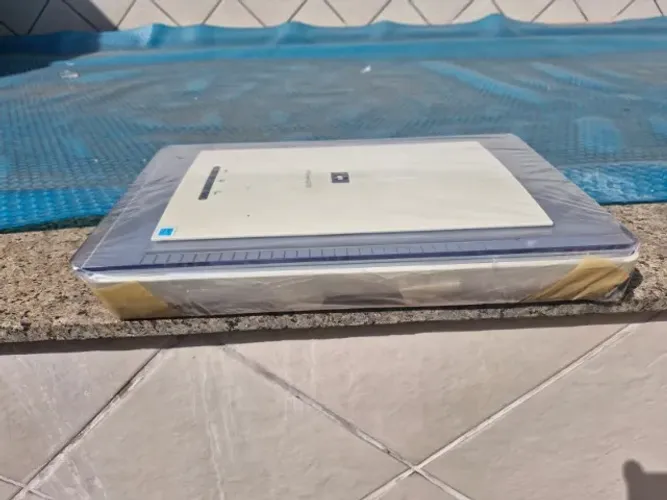 Scanner de mesa HP ScanJet G2710