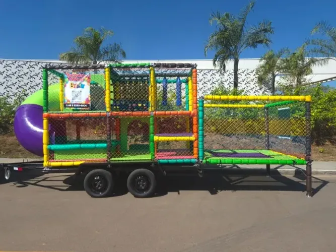 Parquinho Móvel Brinquedo Pula pula Piscina de Bolinhas