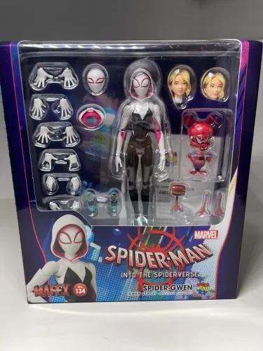Spider-Man: Into The Spider-Verse MAFEX No.134 Spider-Gwen & Spider-Ham Action Figure Set