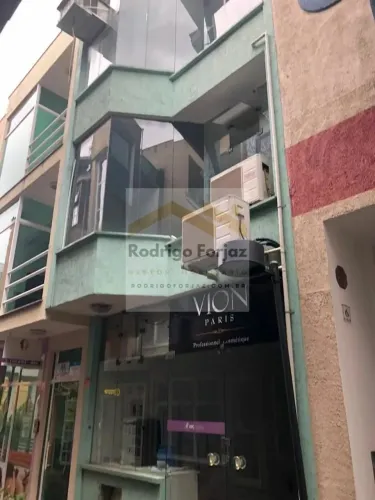 Centro Comercial de Alphaville - EXCELENTE OPORTUNIDADE À VENDA - PRÉDIO TÉRREO + 02 PAV.