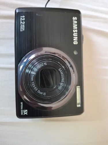 Samsung PL65 - Compacta, 12MP, Zoom 5x, Perfeita para Fotos do Dia a Dia!