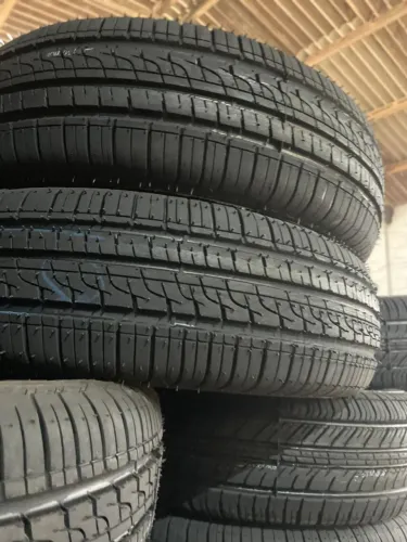 Pneu Starke 185/60-15 175,00 á vista somente esse mês