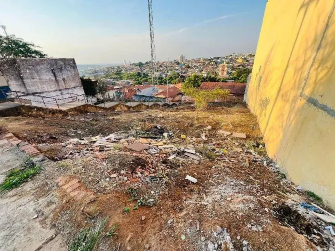 Terreno à venda, 420 m² por R$ 300.000,00 - Vila Cristina - Piracicaba/SP