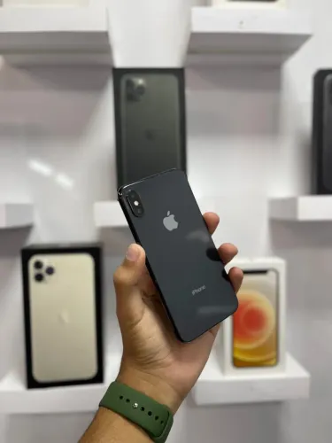 iPhone X Preto - 64GB - Seminovo