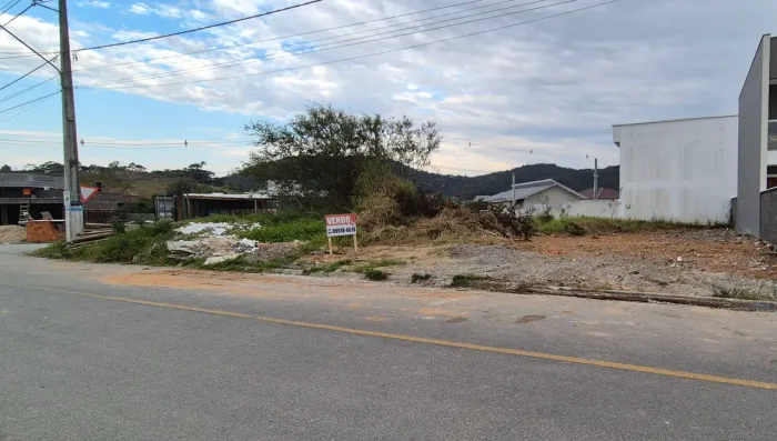Vendo lote/ terreno plano com 505 m2 para galpão  ou prédio ate 4 pavimentos em Sao José 