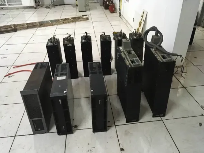 FONTE DE ALIMENTAÇÃO ADVANCED ENERGY PINNACLE (lote 11pçs)