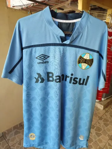 Camisa de Futebol 1:1 (tailandesas)