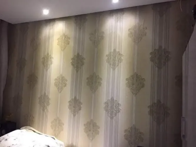COLOCO O SEU ADESIVO EM PAPEL DE PAREDE