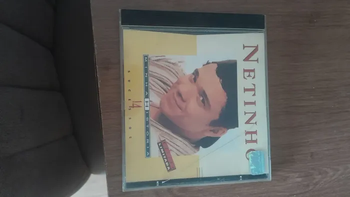 Cd do cantor baiano Netinho