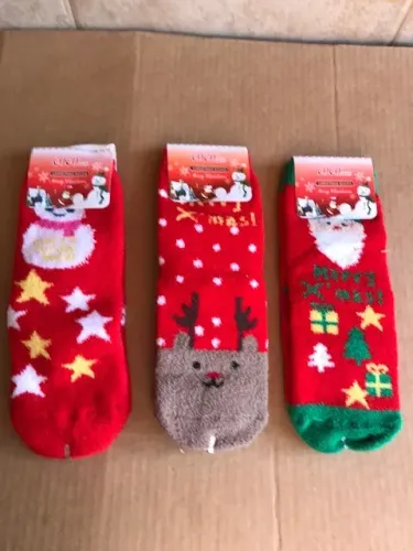 KIT COM TRÊS PARES DE MEIAS - MOTIVOS NATALINOS