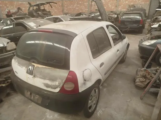 Renault Clio 2001 Para Retirada de peças 2001