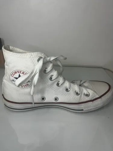 Tênis All Star branco cano longo
