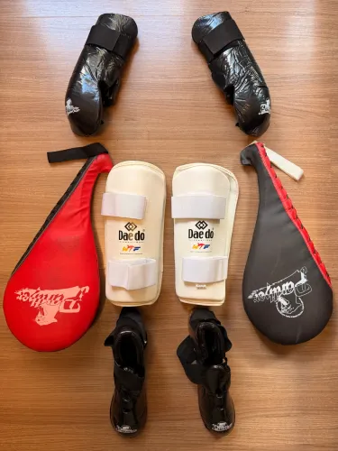 KIT TREINO/SPARRING TAEKWONDO/ARTES MARCIAIS 
