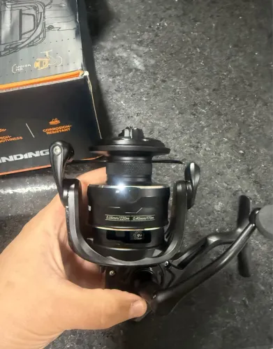 Molinete de Pesca Esportiva de Alta Performance