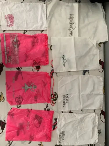 Sacos de proteção Kipling e Melissa