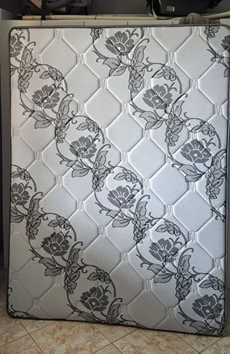 Colchão de casal Gazim Verus *NOVO* - 1,38X1,88x20