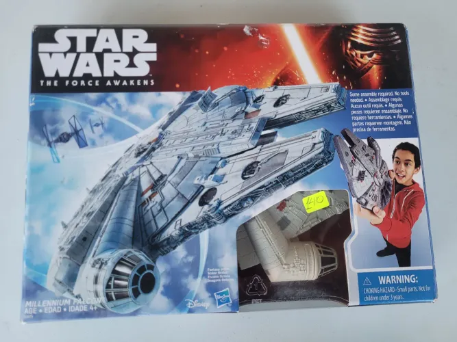 Millenium falcon star wars